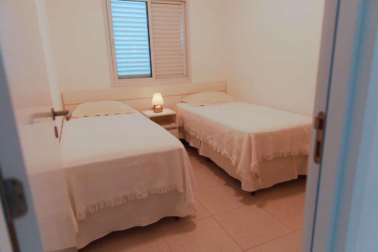 Apto Na Praia Grande - Ubatuba No 4º Andar Com Ar E Wi-Fi Proximo Do Mar! Екстер'єр фото